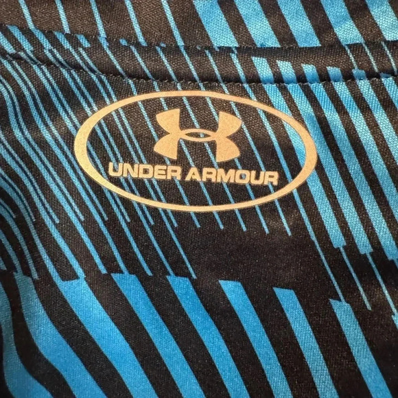 Under Armour Men's XL Fitted Blue & Black Geometric Pullover Running Shirt - Picture 4 of 6